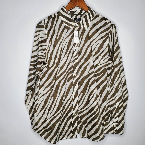 Talbots Womens Aimal Print Button Up Blouse Size L Long Sleeve Light Weight NWT - Picture 1 of 9